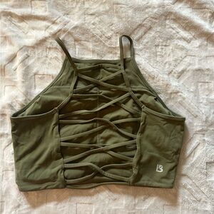 Buffbunny Ivy Crop